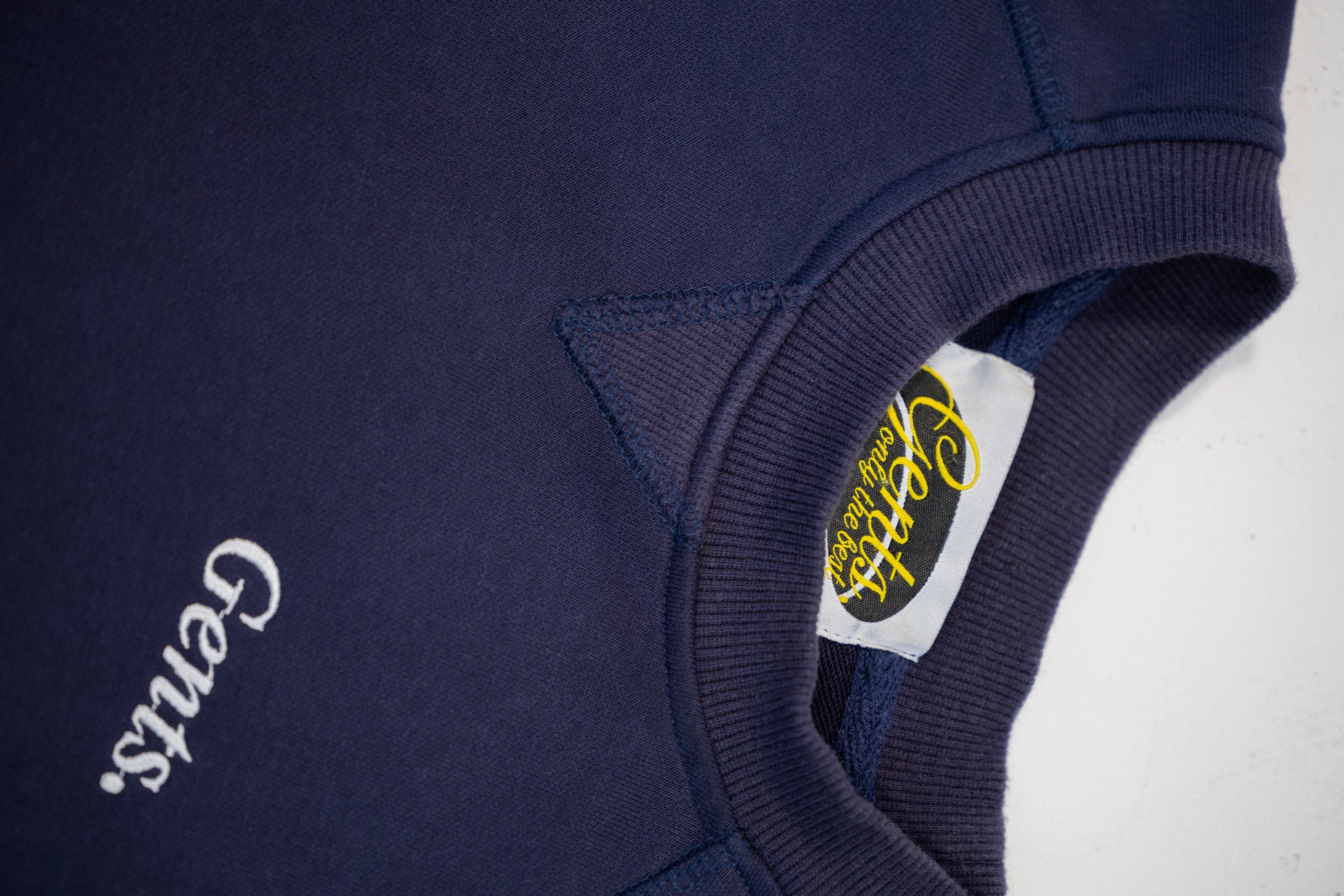 Raglan Sweatshirt V1